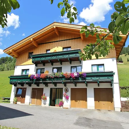 Modern In Near Area Semesterbostad Maria Alm am Steinernen Meer